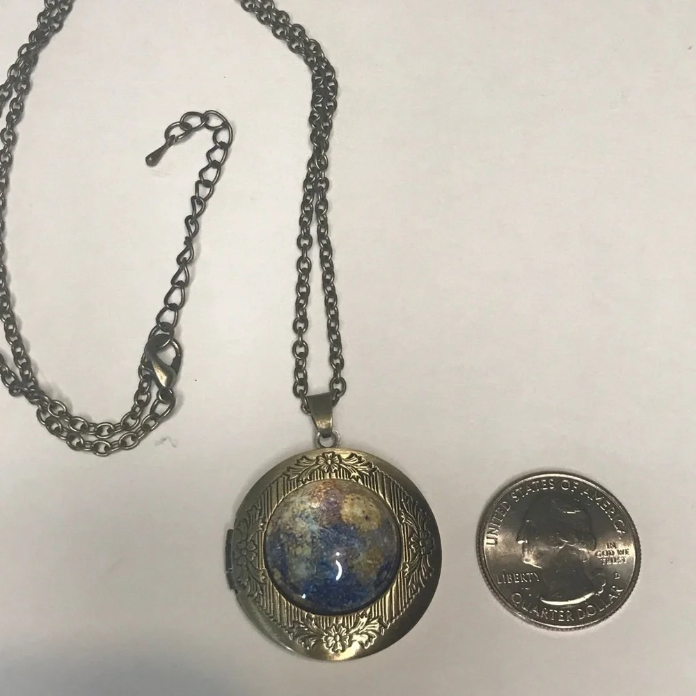 𝅺planet‎ Mercury Locket Necklace. New